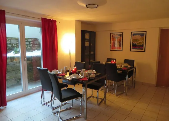 Haus Erika Frühstückspension 4*